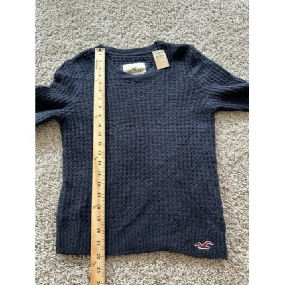 Hollister Womens Fuzzy Sweater Pull Over Navy Logo Light Weight Size Medium